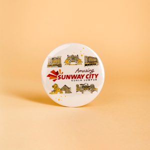 Need that little something to spice up your bag? That little something could be Sunway’s button badge! With 6 designs that feature the staples of Sunway City Kuala Lumpur to choose from, get yours now!