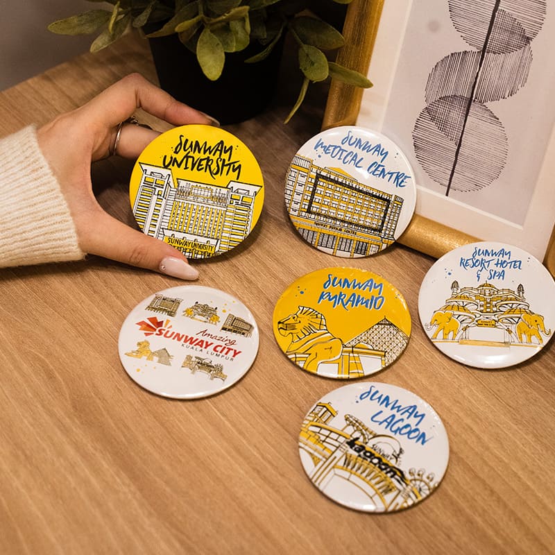 Need that little something to spice up your bag? That little something could be Sunway’s button badge! With 6 designs that feature the staples of Sunway City Kuala Lumpur to choose from, get yours now!