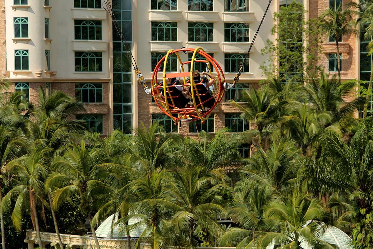 Asia’s Highest Slingshot Ride! G-Force X at Sunway Lagoon