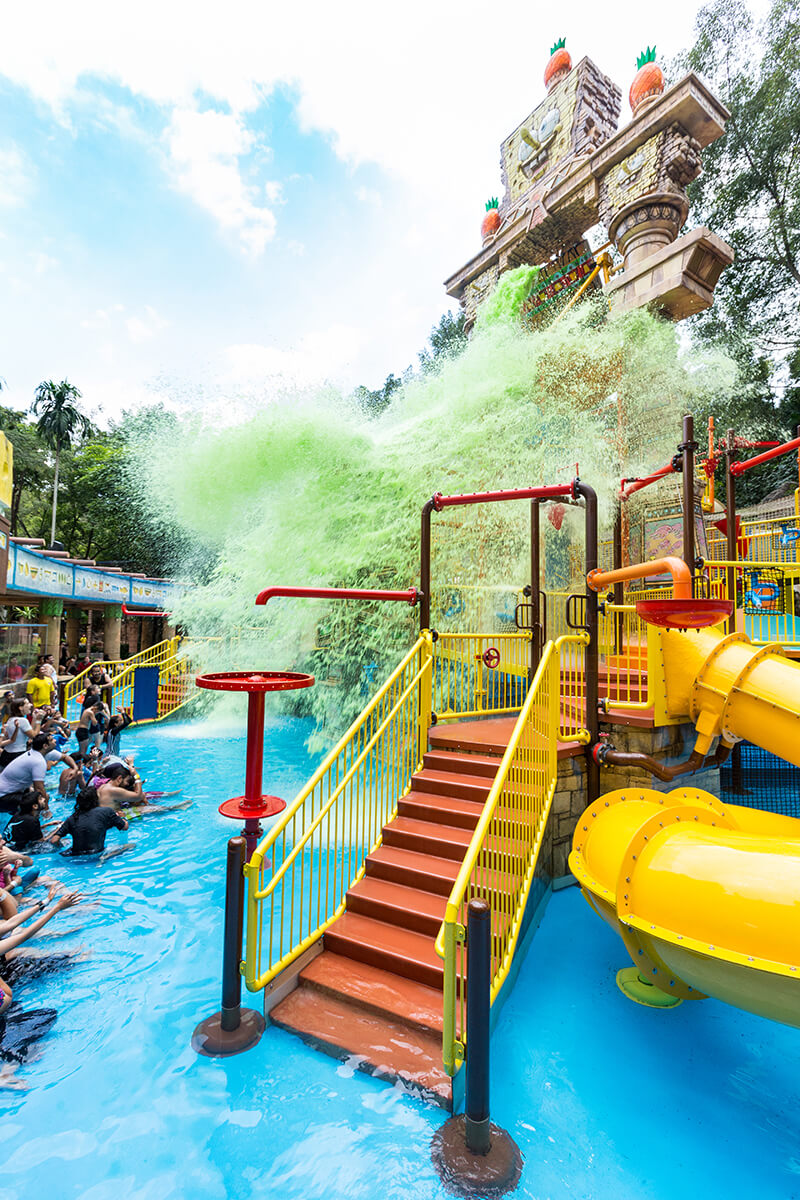 Get messy and green at the Great Slime Deluge at Spongebob’s Splash Adventure! The children’s delightful smiles, screams and giggles will certainly make your day worthwhile!