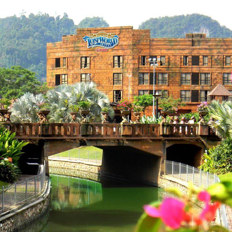 sunway lost world hotel - the only hotel in malaysia with free night park access