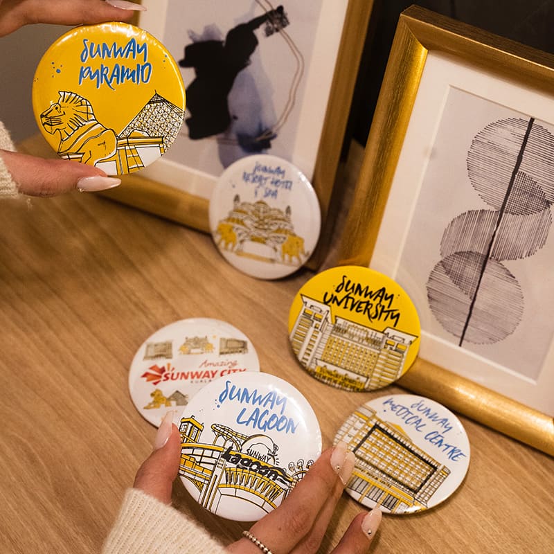 Need that little something to spice up your bag? That little something could be Sunway’s button badge! With 6 designs that feature the staples of Sunway City Kuala Lumpur to choose from, get yours now!